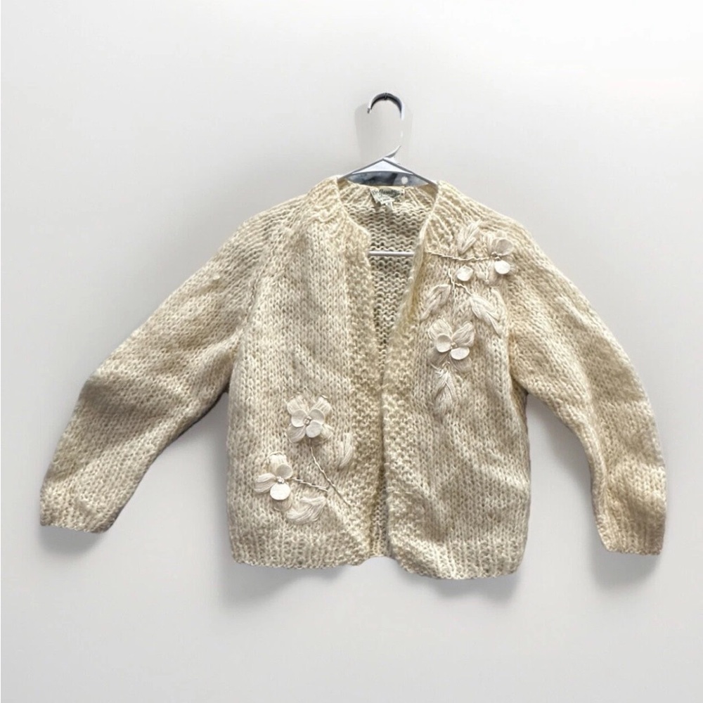 BLAIRMOOR ORIGINAL  VINTAGE  knit sweater cardigan Italy Size Medium Flowers